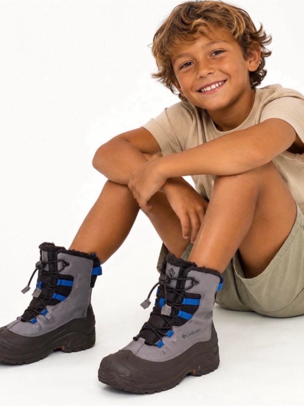 COLUMBIA YOUTH WATERPROOF SNOW BOOTS – SIZE 4
